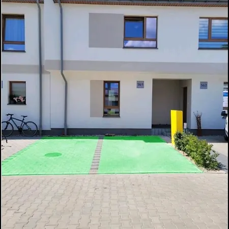 Luxury House With Garden Near Chopin Airport